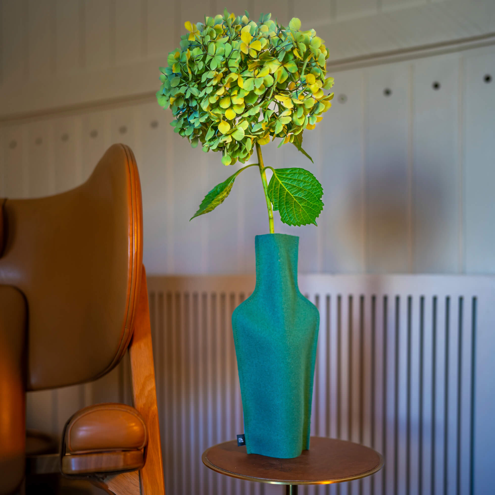 Re-Vase - Vase aus Stoff für 75cl Flaschen, 100% Wolle, Farbe Industrial Green