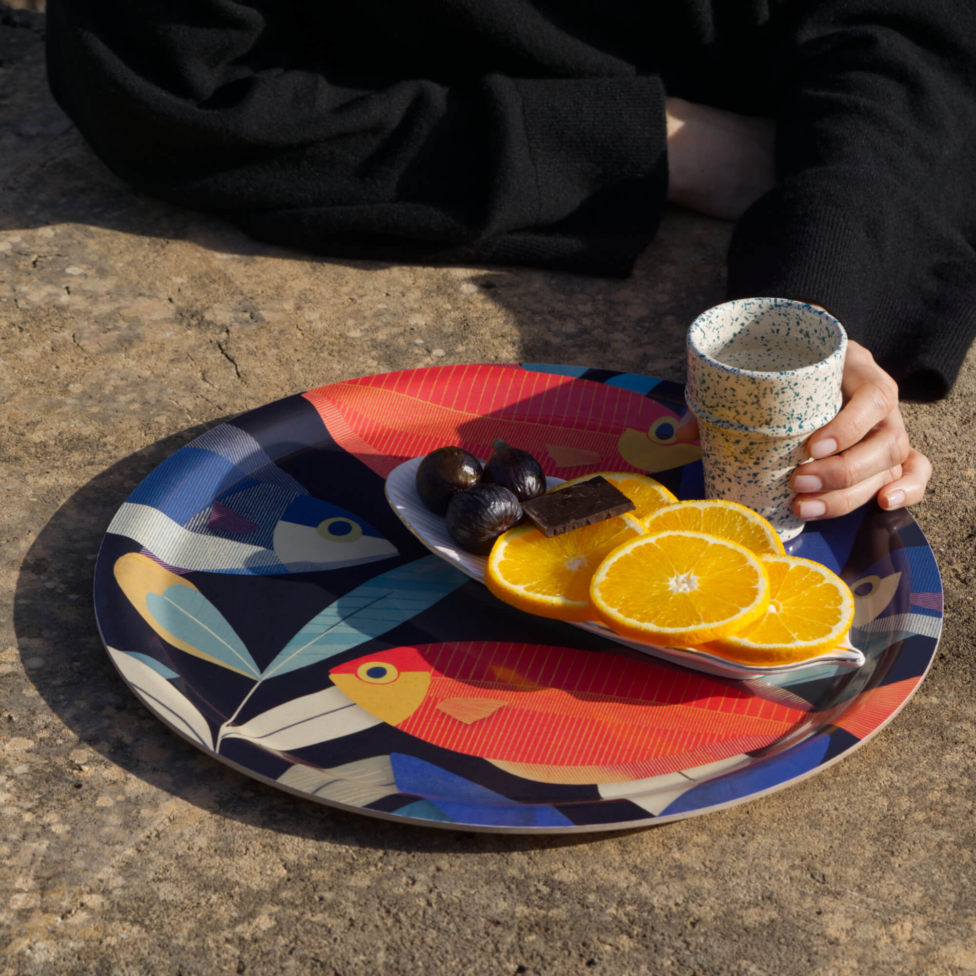 Rundes Design-Tablett 39 cm - Nemo Who? - nordische Birke